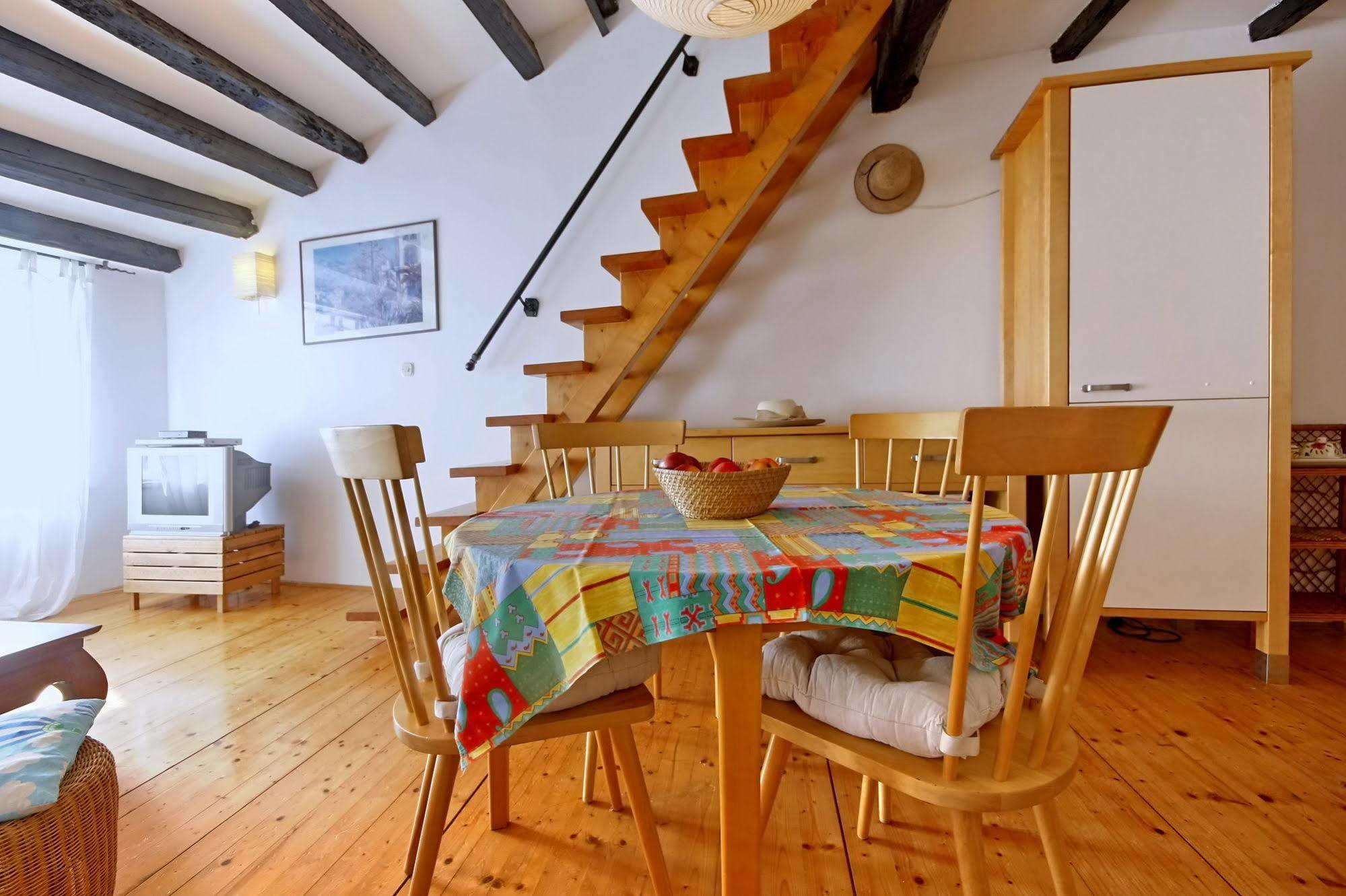 Apartments I Volti Rovinj Zewnętrze zdjęcie