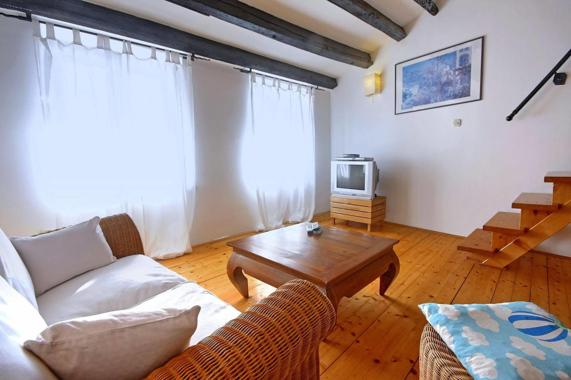 Apartments I Volti Rovinj Zewnętrze zdjęcie
