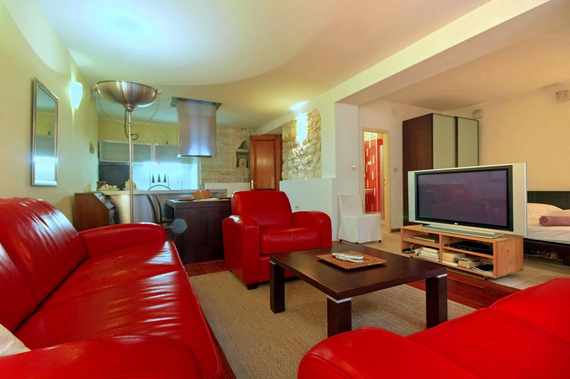 Apartments I Volti Rovinj Zewnętrze zdjęcie
