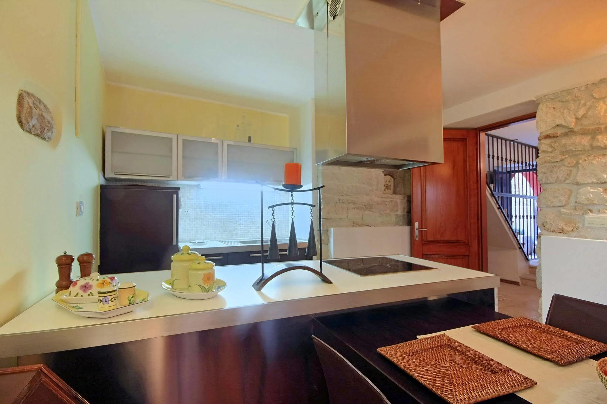 Apartments I Volti Rovinj Zewnętrze zdjęcie